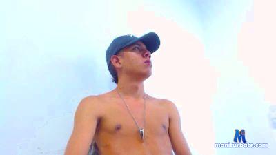 dominator5 cam4 bisexual performer from Federal Republic of Germany  