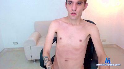 MateoCooper cam4 bisexual performer from Kingdom of Spain ass feet Cum show twink gay cum 