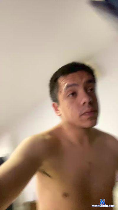 Clau4200 cam4 bisexual performer from Republic of Chile  