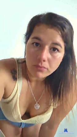 Beelenn cam4 live cam performer profile