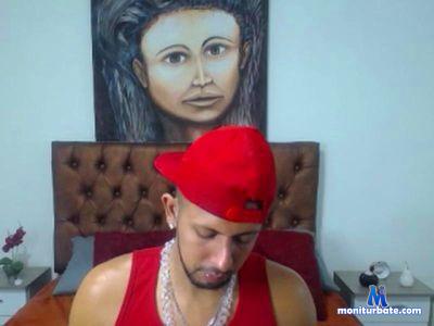 FunCoupleNYChk cam4 gay performer from United States of America  