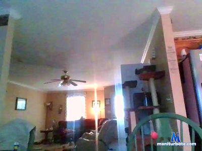 musicman205 cam4 unknown performer from United States of America tips 