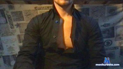 SoloperXXL cam4 bisexual performer from Republic of Italy  