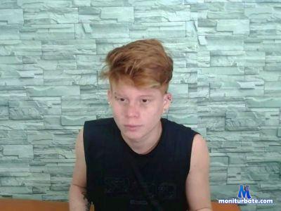 azureskyy20 cam4 bisexual performer from United States of America azureskyy20 