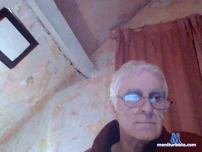 Andrew160258 cam4 straight performer from United Kingdom of Great Britain & Northern Ireland straight natural mature 