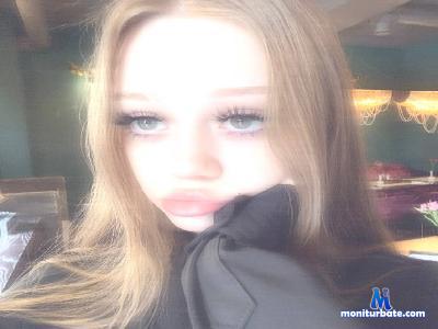 SilverBlackaby cam4 straight performer from Federal Republic of Germany spanking feet masturbation armpits cute pussy ass 