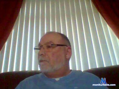 fleshlover cam4 bicurious performer from United Kingdom of Great Britain & Northern Ireland  