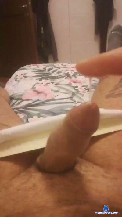 Nilo7723 cam4 straight performer from Republic of Italy  