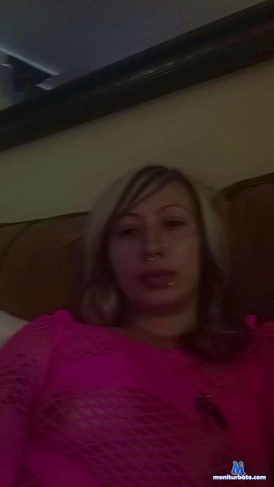 Kinkyypinkyy cam4 bisexual performer from United States of America cute ass analtoys masturbation feet smoke emo 