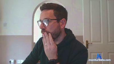 Boredbrit85 cam4 straight performer from United Kingdom of Great Britain & Northern Ireland  