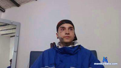 nicolas_164 cam4 bicurious performer from French Republic  