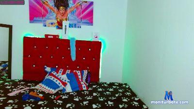 horny_molly_ cam4 bisexual performer from Republic of Italy  