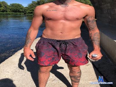 BigDickSexy4You cam4 straight performer from French Republic amateur bigdick cum C2C man 