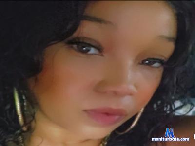 pretty69queen cam4 straight performer from United States of America  