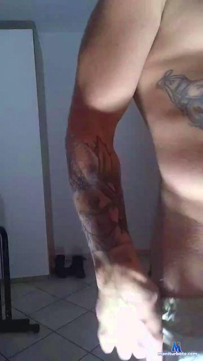 chaky_sexy cam4 straight performer from Republic of Italy  