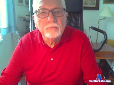 YourSweetie199 cam4 straight performer from Republic of Italy  