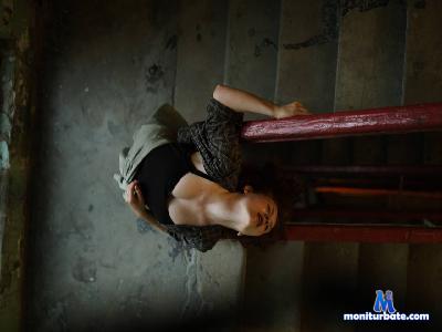 RexellaAppling cam4 straight performer from Republic of Latvia spanking cute feet blowjob striptease schoolgirl 