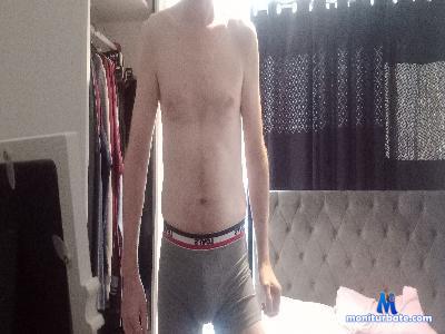 delayedaceman1 cam4 straight performer from United Kingdom of Great Britain & Northern Ireland  