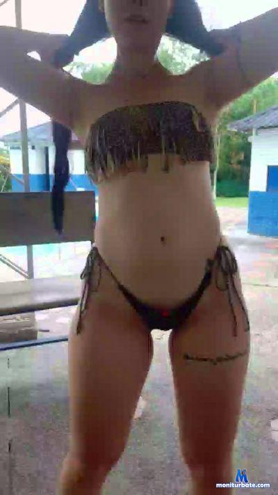 Jimena_Moretti cam4 bicurious performer from Republic of Colombia  