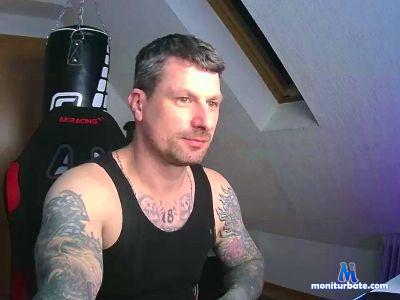 rosssevsn cam4 gay performer from United Kingdom of Great Britain & Northern Ireland  
