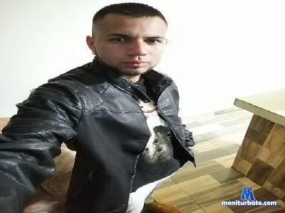 Cristofher_Hot cam4 bisexual performer from Republic of Colombia  