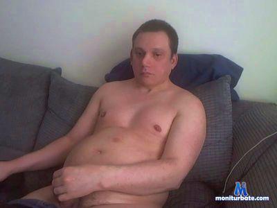 DJSimonUK cam4 straight performer from United Kingdom of Great Britain & Northern Ireland  