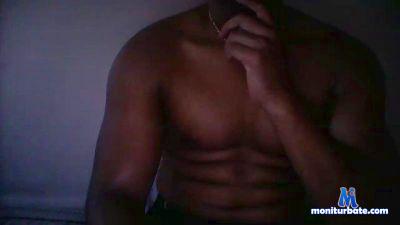 musclesdanny cam4 bisexual performer from Republic of India  