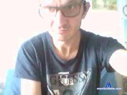 renram85 cam4 live cam performer profile