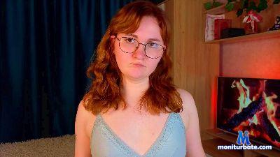 VetaSaum cam4 straight performer from United States of America masturbation bigass schoolgirl C2C cute ass feet 