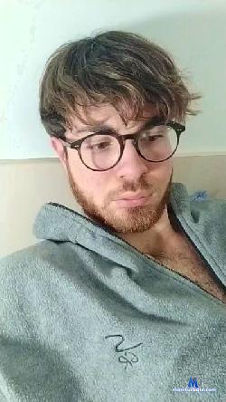 Laurence231 cam4 live cam performer profile