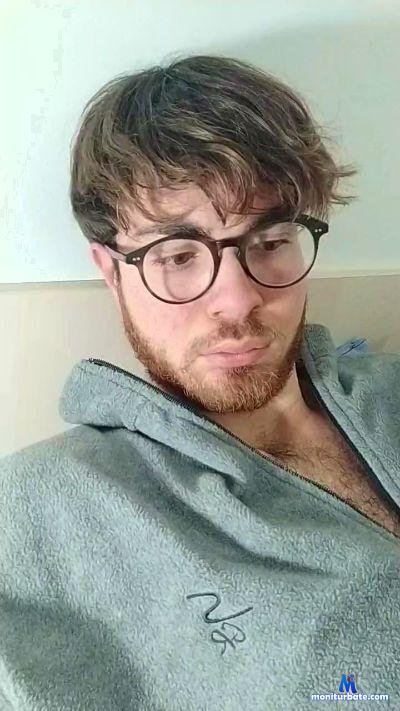 Laurence231 cam4 straight performer from Federal Republic of Germany  