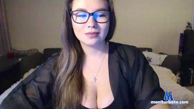 Lexy_Wet cam4 bicurious performer from Republic of Latvia livetouch 