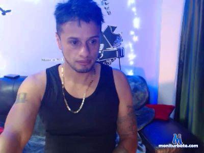 rubyniaa22 cam4 bisexual performer from Republic of Italy  