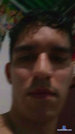 MrGuzz22 cam4 live cam performer profile
