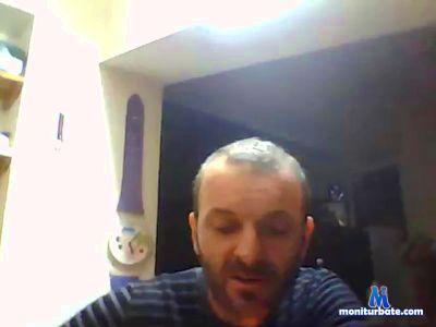 andrea19emezzo cam4 straight performer from Republic of Italy  