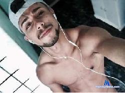 boy22grossovv cam4 live cam performer profile