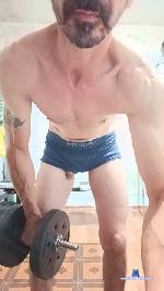 Chelouy cam4 livecam show performer room profile