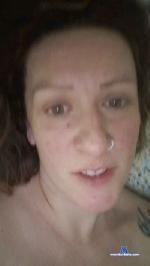 Didine04 cam4 livecam show performer room profile