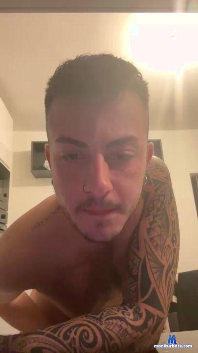 mathew49 cam4 bisexual performer from Republic of Italy  