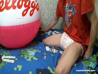 danielball_fun cam4 straight performer from United States of America diaper taboo masturbation beach ball 