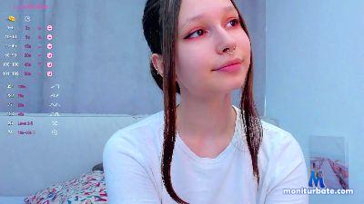 CwenBeamer cam4 straight performer from French Republic cosplay spanking ass cute striptease C2C schoolgirl 