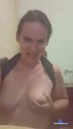 perra_sexy cam4 livecam show performer room profile