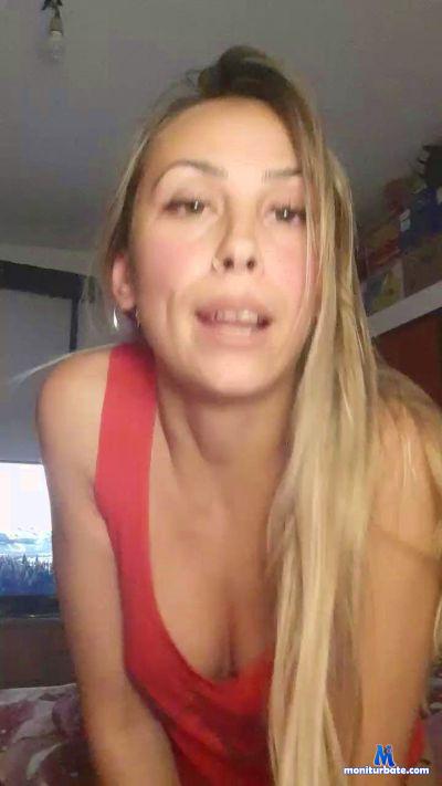 ArgentinianGirl cam4 bicurious performer from Argentine Republic  