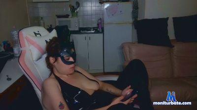 Devil023 cam4 bicurious performer from Republic of Italy  