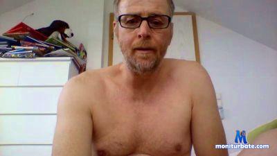gecko672105 cam4 bicurious performer from Federal Republic of Germany  