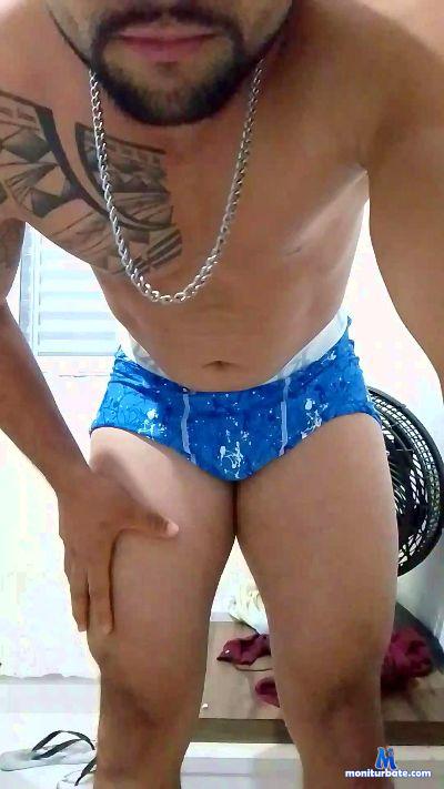 joey_muscle1 cam4 straight performer from Federative Republic of Brazil  