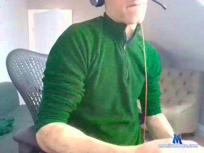 rblon34 cam4 bisexual performer from United Kingdom of Great Britain & Northern Ireland London dom blowme 
