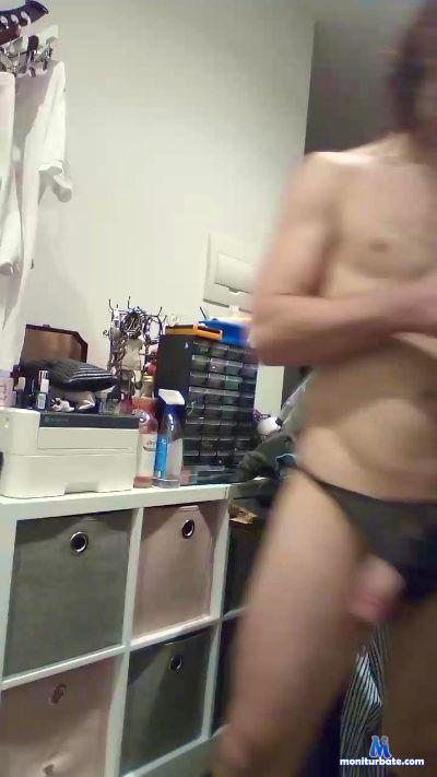 Masfr84 cam4 gay performer from Commonwealth of Australia  