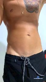 Enzo21cm cam4 livecam show performer room profile
