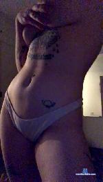 Isis099 cam4 livecam show performer room profile